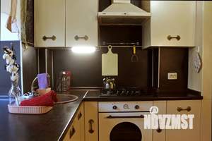 1-к квартира, посуточно, 33м2, 1/2 этаж