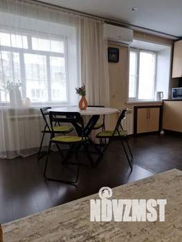 2-к квартира, посуточно, 45м2, 4/4 этаж