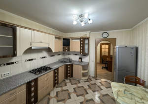 2-к квартира, на длительный срок, 80м2, 10/10 этаж
