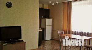 Студия квартира, посуточно, 44м2, 8/10 этаж