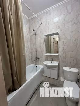 1-к квартира, посуточно, 40м2, 2/14 этаж