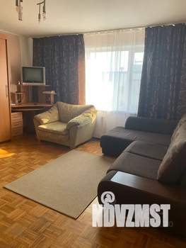 1-к квартира, посуточно, 37м2, 5/5 этаж