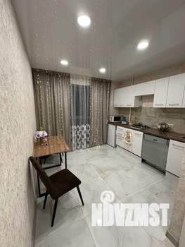 1-к квартира, посуточно, 40м2, 4/9 этаж