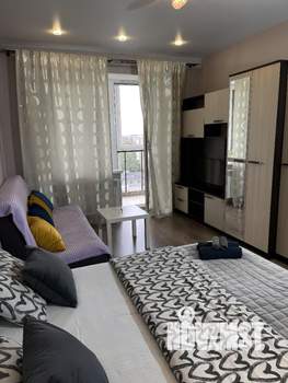 1-к квартира, посуточно, 43м2, 10/10 этаж