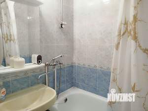 1-к квартира, посуточно, 36м2, 4/10 этаж