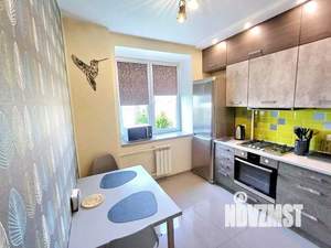 2-к квартира, посуточно, 40м2, 1/1 этаж