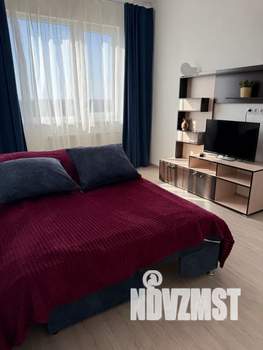 1-к квартира, посуточно, 38м2, 14/18 этаж