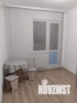 1-к квартира, посуточно, 35м2, 10/18 этаж