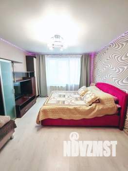 1-к квартира, посуточно, 35м2, 6/9 этаж