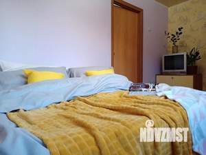 2-к квартира, посуточно, 45м2, 1/1 этаж