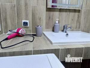 Студия квартира, посуточно, 36м2, 11/17 этаж