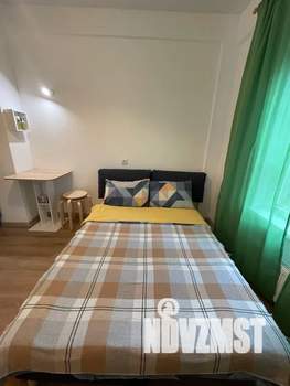 Студия квартира, посуточно, 20м2, 1/4 этаж