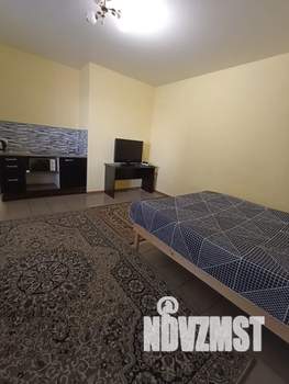 Студия квартира, посуточно, 30м2, 1/9 этаж