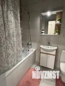 1-к квартира, посуточно, 40м2, 13/16 этаж