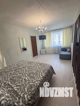 2-к квартира, посуточно, 43м2, 3/5 этаж