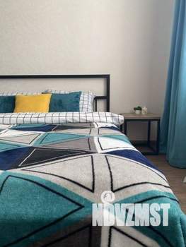 1-к квартира, посуточно, 37м2, 1/1 этаж