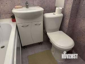 1-к квартира, посуточно, 40м2, 1/9 этаж