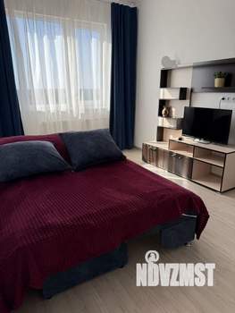 1-к квартира, посуточно, 38м2, 14/18 этаж