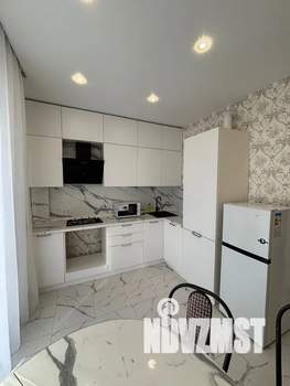 1-к квартира, посуточно, 38м2, 15/16 этаж