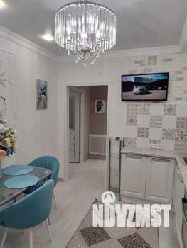 1-к квартира, посуточно, 38м2, 16/22 этаж