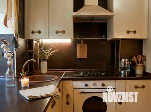 1-к квартира, посуточно, 33м2, 1/2 этаж