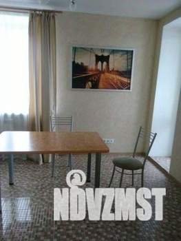 1-к квартира, посуточно, 44м2, 1/1 этаж