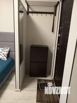 Студия квартира, посуточно, 16м2, 1/18 этаж