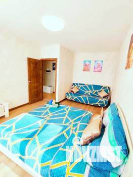 1-к квартира, посуточно, 42м2, 7/16 этаж