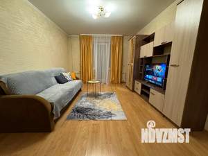 2-к квартира, посуточно, 49м2, 8/10 этаж