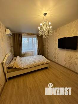 1-к квартира, посуточно, 40м2, 5/5 этаж