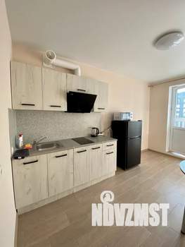 1-к квартира, посуточно, 37м2, 13/16 этаж