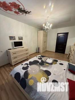 3-к квартира, посуточно, 100м2, 1/1 этаж