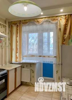 1-к квартира, посуточно, 41м2, 2/10 этаж