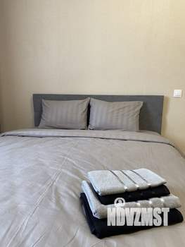 1-к квартира, посуточно, 38м2, 6/12 этаж