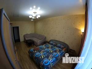 1-к квартира, посуточно, 60м2, 1/6 этаж