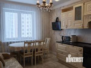 3-к квартира, на длительный срок, 89м2, 13/17 этаж