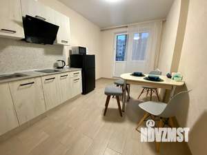 1-к квартира, посуточно, 37м2, 13/16 этаж