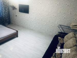 1-к квартира, посуточно, 40м2, 1/9 этаж