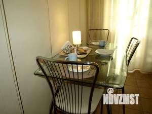 1-к квартира, посуточно, 38м2, 7/9 этаж