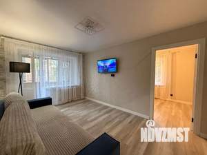 2-к квартира, посуточно, 45м2, 2/5 этаж