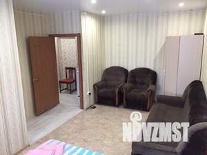 1-к квартира, посуточно, 35м2, 5/5 этаж
