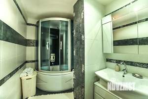 2-к квартира, посуточно, 70м2, 1/1 этаж