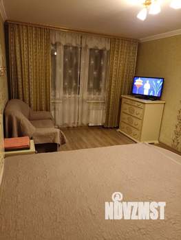 1-к квартира, посуточно, 40м2, 2/4 этаж