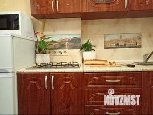 1-к квартира, посуточно, 34м2, 1/5 этаж