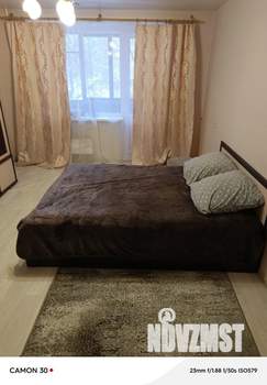 1-к квартира, посуточно, 35м2, 1/9 этаж
