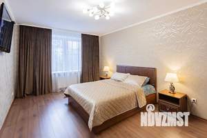 1-к квартира, посуточно, 43м2, 2/10 этаж