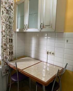 3-к квартира, на длительный срок, 61м2, 1/5 этаж