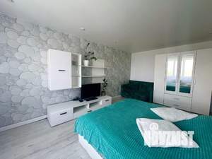 1-к квартира, посуточно, 38м2, 1/1 этаж