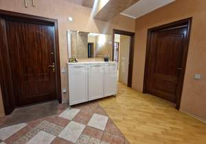 3-к квартира, вторичка, 134м2, 2/3 этаж