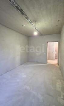 2-к квартира, вторичка, 60м2, 1/10 этаж